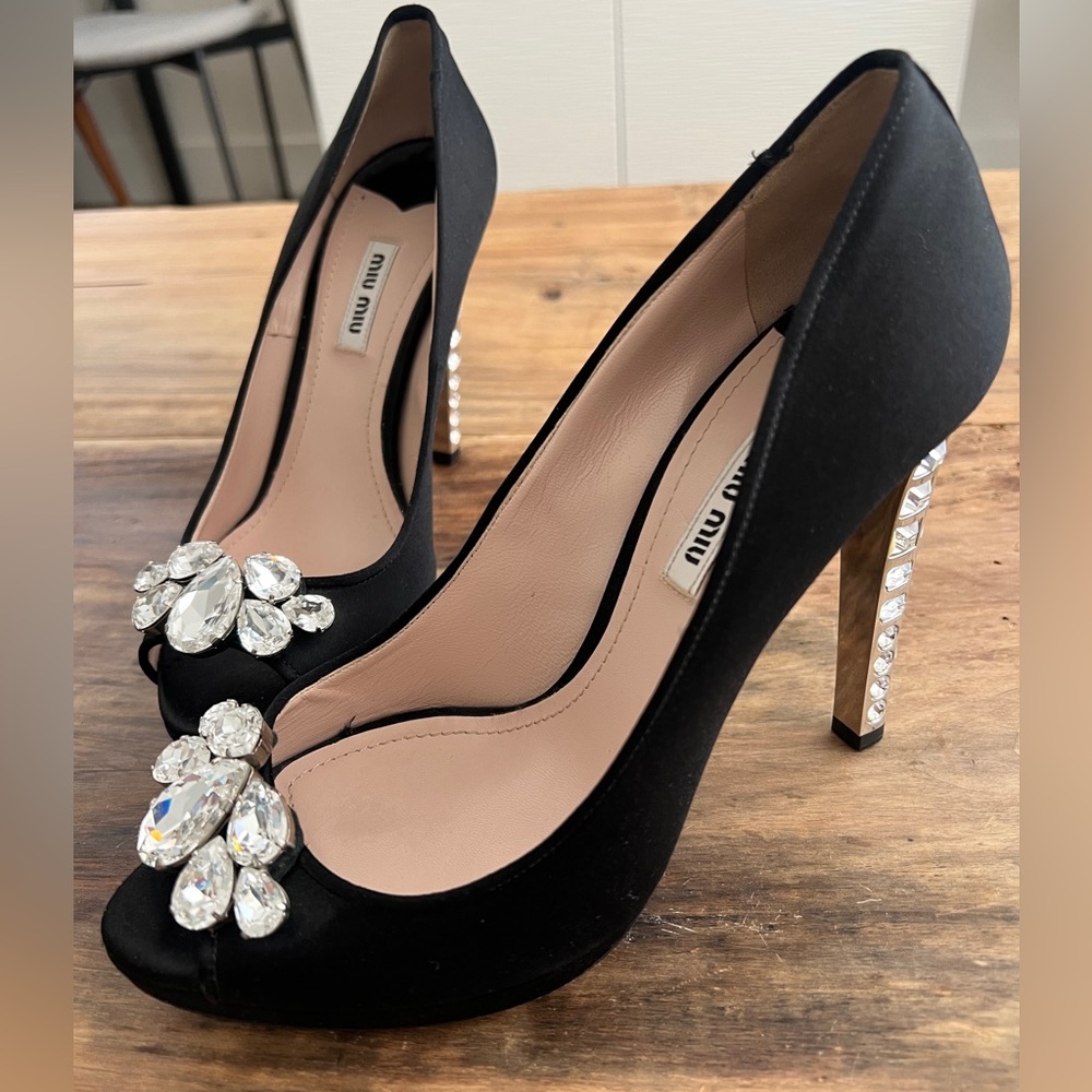 Miu Miu Black Crystal Embellished Heels 39 EU 8 1/2 US